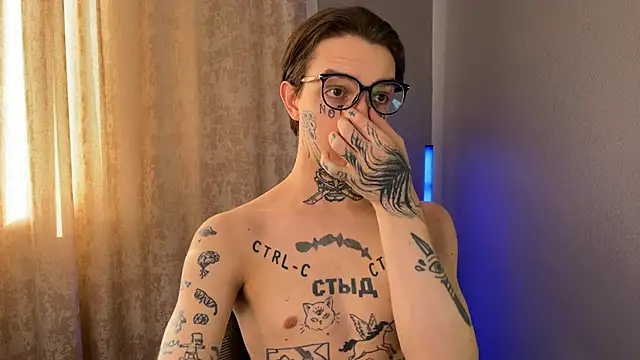 anahori  simon online show from February 22, 2025, 1:02 pm