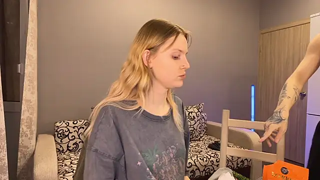 anahori  simon online show from March 13, 2025, 11:27 pm