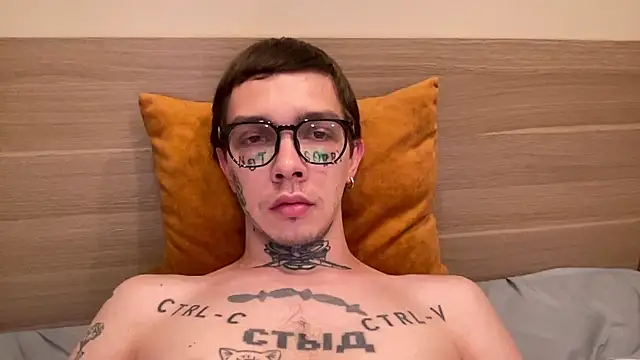 anahori  simon online show from February 22, 2026, 6:06 pm