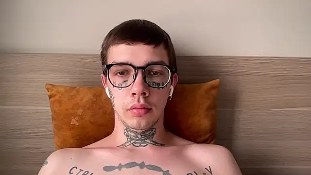 anahori  simon online show from February 27, 2026, 1:05 am