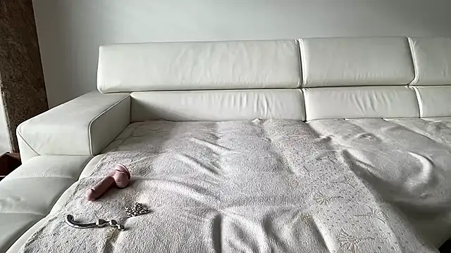 sexyLolia11 online show from October 1, 2025, 10:54 am