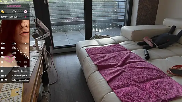 sexyLolia11 online show from June 18, 2026, 6:23 pm