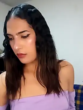 Snapshot of Lanna_hott_ chatting on March 15, 2025, 7:27 pm Lanna hott online show from March 15, 2025, 7:27 pm