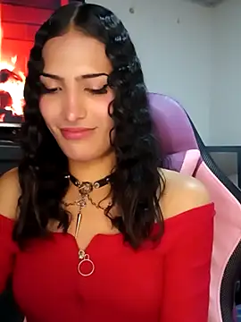 Snapshot of Lanna_hott_ chatting on September 30, 2025, 10:48 pm Lanna hott online show from September 30, 2025, 10:48 pm