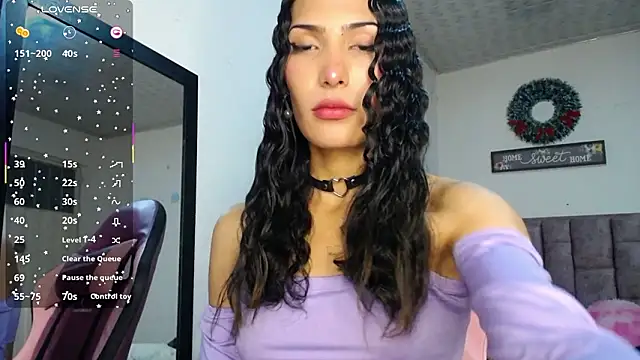 Lanna hott  online show from February 10, 2026, 12:26 am