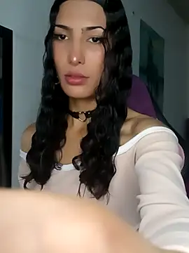 Lanna hott  online show from May 2, 2026, 6:46 pm