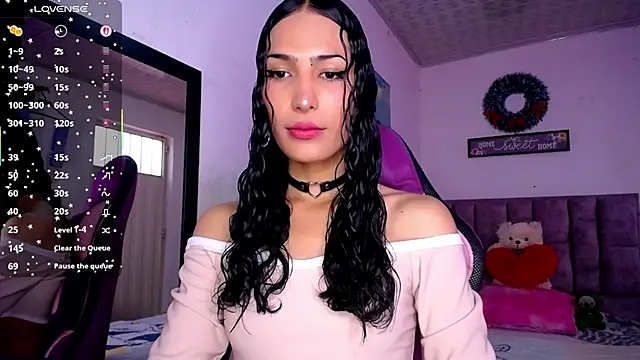 Snapshot of Lanna_hott_ chatting on June 4, 2026, 6:36 pm Lanna hott online show from June 4, 2026, 6:36 pm
