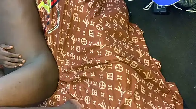 Snapshot of bad-boy-2002 chatting on March 1, 2025, 4:11 pm bad-boy-2002 online show from March 1, 2025, 4:11 pm