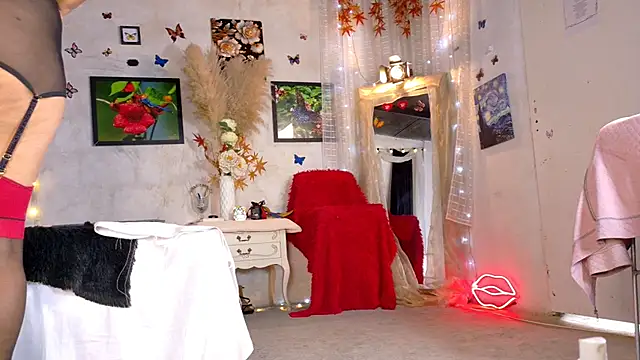 Kyara Queen online show from February 9, 2026, 4:44 pm