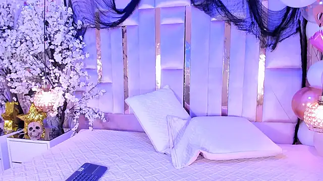 samarajhonson online show from November 29, 2025, 9:29 pm