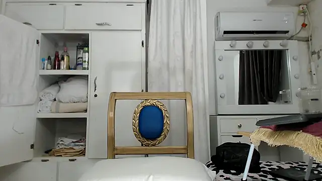 Snapshot of marcella6 chatting on September 16, 2025, 11:11 am marcella6 online show from September 16, 2025, 11:11 am