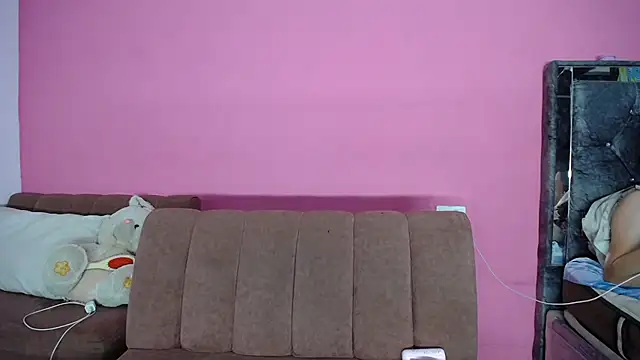 Snapshot of FerneyManti chatting on September 29, 2025, 1:44 am FerneyManti online show from September 29, 2025, 1:44 am