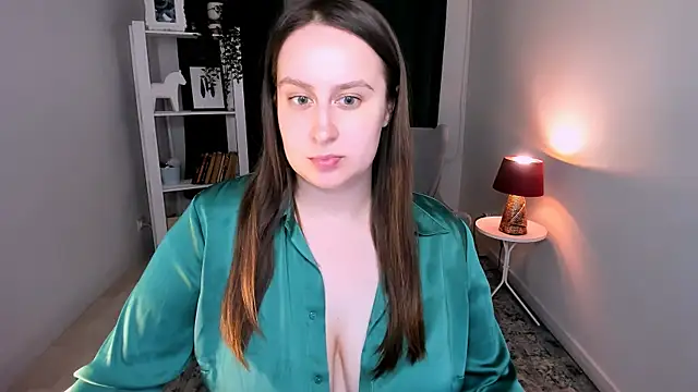 Snapshot of Lattea chatting on July 16, 2026, 8:59 pm Lattea online show from July 16, 2026, 8:59 pm