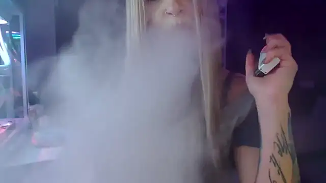 Snapshot of InesGold chatting on March 20, 2025, 6:20 pm InesGold online show from March 20, 2025, 6:20 pm