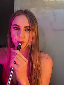 Snapshot of GraceTorrez chatting on February 11, 2025, 1:41 pm GraceTorrez online show from February 11, 2025, 1:41 pm