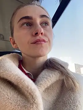 Snapshot of GraceTorrez chatting on February 27, 2025, 1:17 pm GraceTorrez online show from February 27, 2025, 1:17 pm