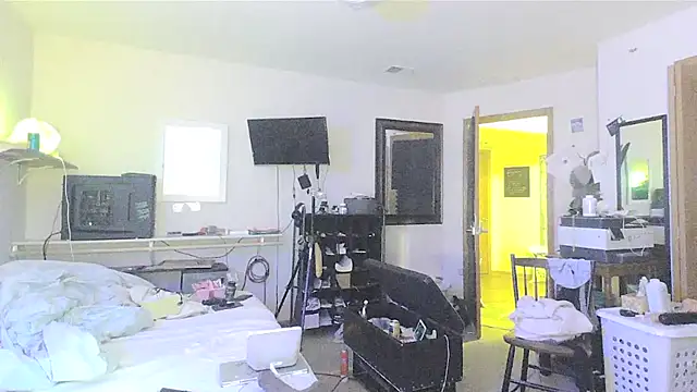 Snapshot of sissytrapdolly24 chatting on March 14, 2025, 5:24 pm sissytrapdolly24 online show from March 14, 2025, 5:24 pm