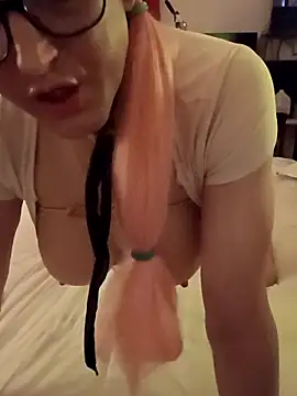 Snapshot of sissytrapdolly24 chatting on October 20, 2025, 11:43 am sissytrapdolly24 online show from October 20, 2025, 11:43 am