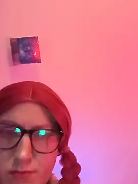 sissytrapdolly24 online show from July 30, 2026, 9:47 pm