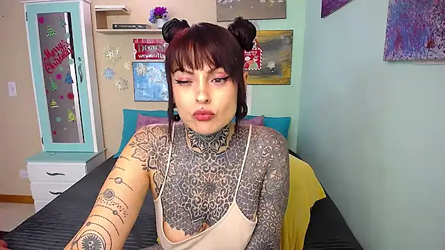 LolaRouse online show from December 9, 2024, 7:07 pm