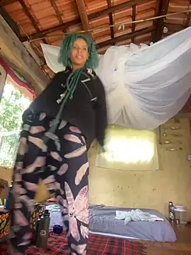 Snapshot of sammoura01 chatting on December 4, 2025, 12:03 pm sammoura01 online show from December 4, 2025, 12:03 pm