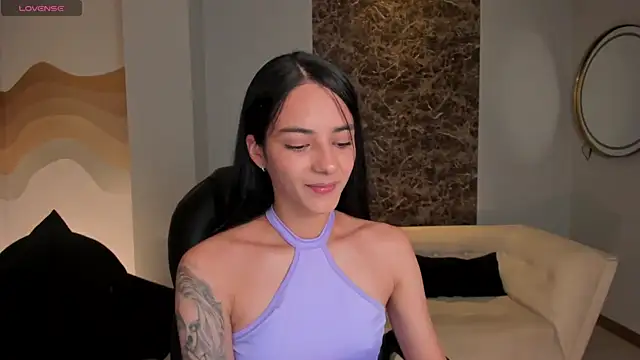 Snapshot of HannahJamesX chatting on January 18, 2025, 6:53 pm HannahJamesX online show from January 18, 2025, 6:53 pm