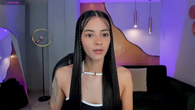 Snapshot of HannahJamesX chatting on September 27, 2025, 7:08 pm HannahJamesX online show from September 27, 2025, 7:08 pm