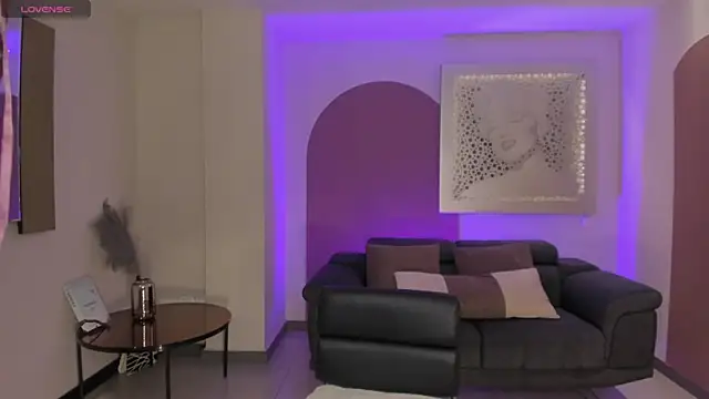 HannahJamesX online show from June 17, 2026, 12:40 pm