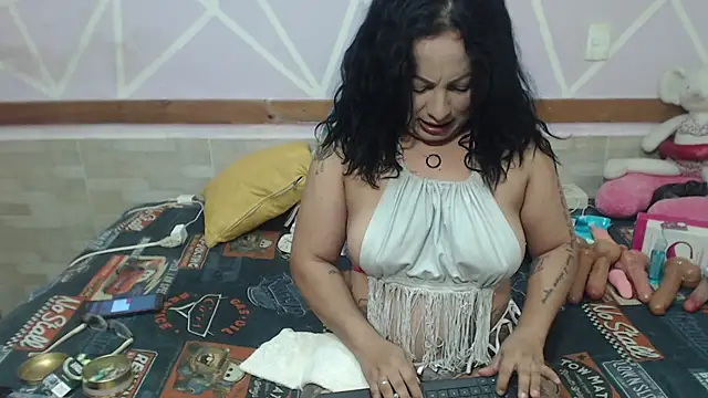 Lena lawson online show from April 27, 2026, 5:27 am