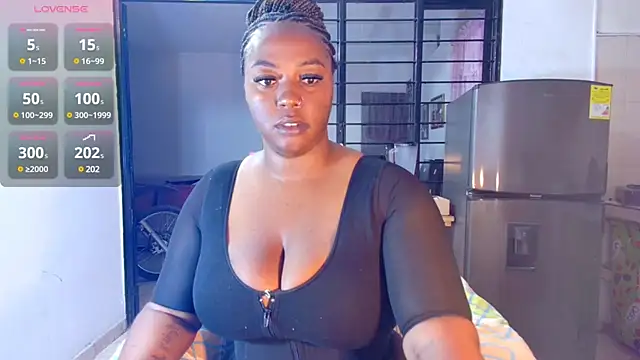 Snapshot of CiaraEbony chatting on March 7, 2025, 12:58 am CiaraEbony online show from March 7, 2025, 12:58 am