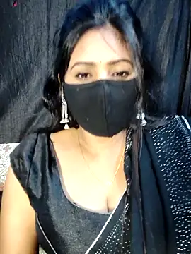 Snapshot of Monalisha_G chatting on April 23, 2026, 6:21 pm Monalisha G online show from April 23, 2026, 6:21 pm