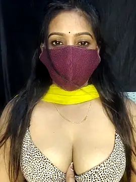 Snapshot of Monalisha_G chatting on May 11, 2026, 7:11 pm Monalisha G online show from May 11, 2026, 7:11 pm
