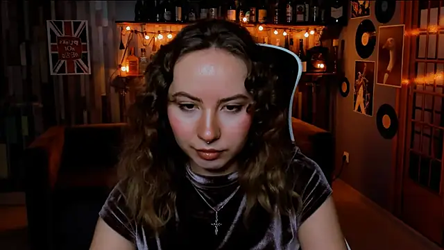 JasmineMilko online show from July 7, 2026, 5:10 am