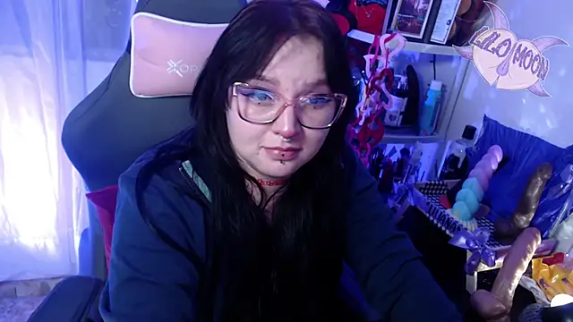 LiloMoon69 online show from February 17, 2025, 6:20 am