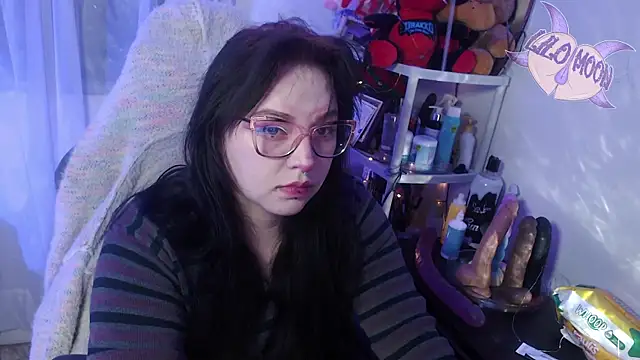 LiloMoon69 online show from March 4, 2025, 4:06 am