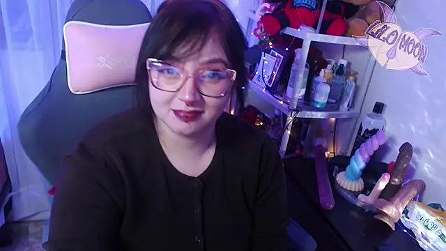 LiloMoon69 online show from March 21, 2025, 7:22 am