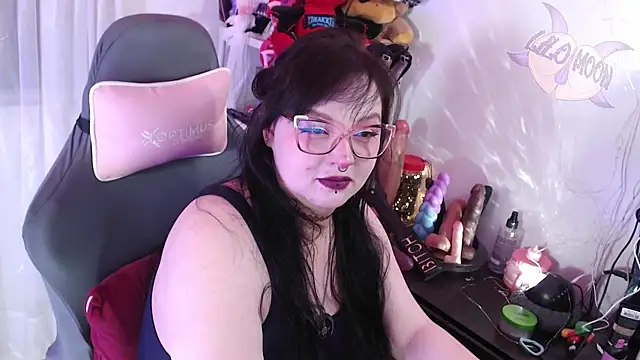 LiloMoon69 online show from September 10, 2025, 12:05 pm