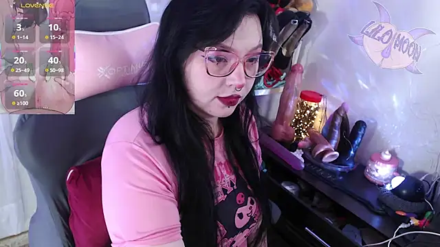 LiloMoon69 online show from September 19, 2025, 12:39 pm