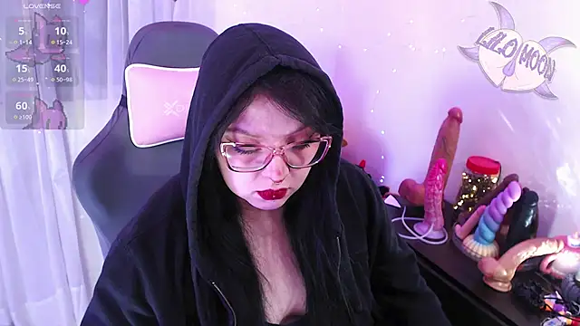 LiloMoon69 online show from April 22, 2026, 2:14 am