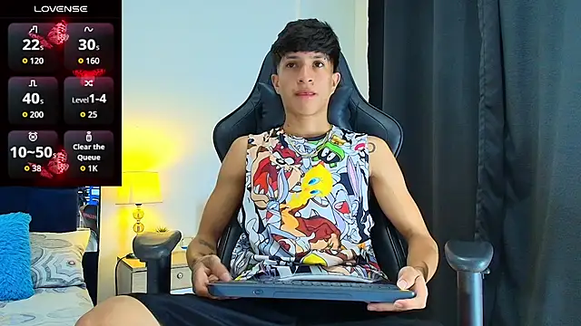 Snapshot of _CamiloBass chatting on July 17, 2026, 12:39 am CamiloBass online show from July 17, 2026, 12:39 am