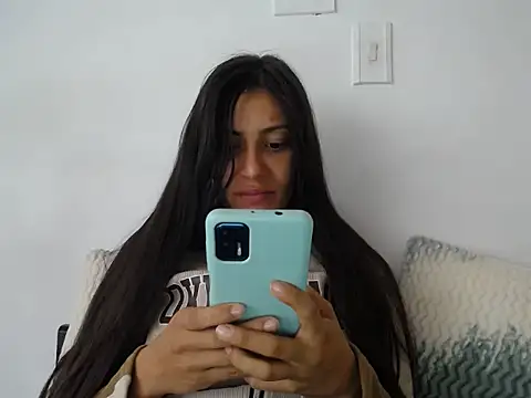 Snapshot of aleja_2024 chatting on September 18, 2025, 5:48 pm aleja 2024 online show from September 18, 2025, 5:48 pm
