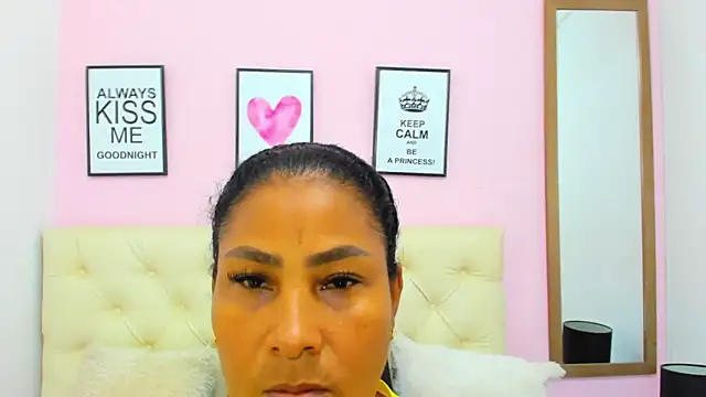 Snapshot of OliviaBurning chatting on June 23, 2026, 7:34 pm OliviaBurning online show from June 23, 2026, 7:34 pm