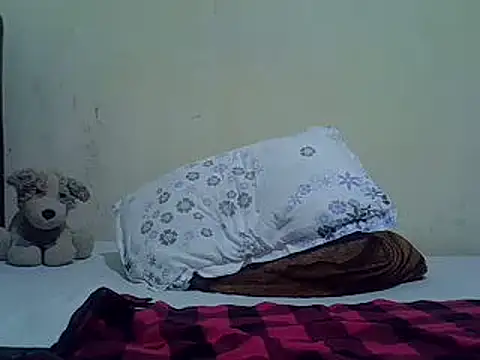 Snapshot of pretty_vivy chatting on February 16, 2025, 7:27 pm pretty vivy online show from February 16, 2025, 7:27 pm