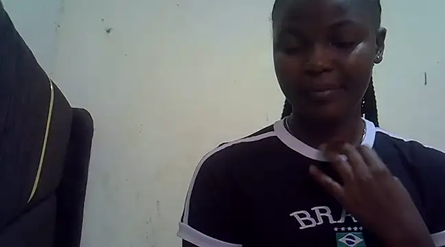 pretty vivy online show from March 3, 2025, 1:20 pm