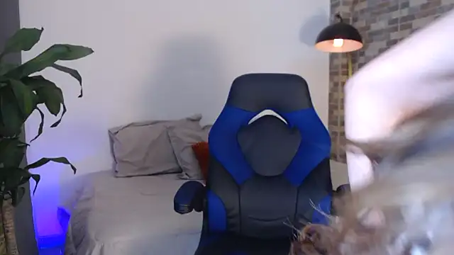 Snapshot of NicoleHaley chatting on September 11, 2025, 9:48 pm NicoleHaley online show from September 11, 2025, 9:48 pm