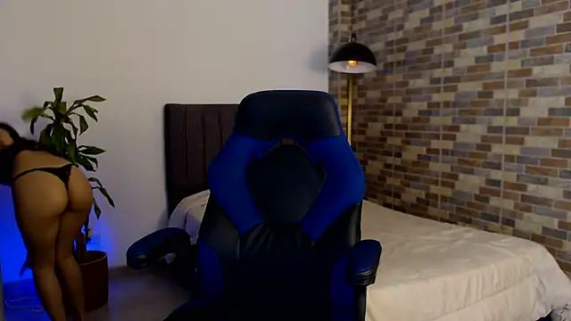 Snapshot of NicoleHaley chatting on November 29, 2025, 8:50 am NicoleHaley online show from November 29, 2025, 8:50 am