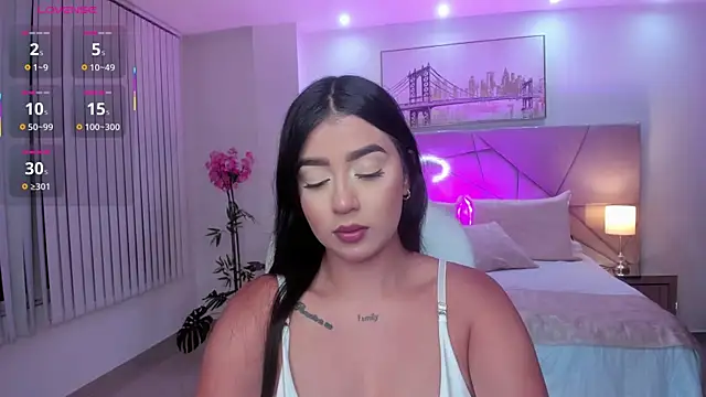 amelie jhons online show from May 3, 2026, 3:34 am