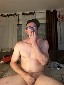 Snapshot of DonKazik chatting on March 23, 2025, 5:21 am DonKazik online show from March 23, 2025, 5:21 am