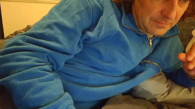 Snapshot of costanza7070 chatting on March 15, 2025, 6:36 am costanza7070 online show from March 15, 2025, 6:36 am