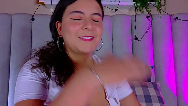 EngelStone online show from October 7, 2025, 7:44 pm